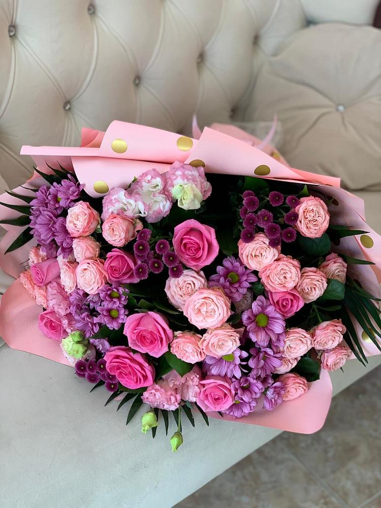 Букет цветов из: Хризантемы, Розы и Лизиантусы в Тереньге