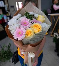 Букет цветов из:  Герберы, Розы и Хризантемы в Тереньге