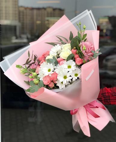 Букет цветов из: Розы, Лизиантусы и Хризантемы в Тереньге